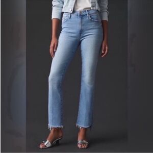 EUC size 27 MOTHER Insider Crop Jeans “Shoot to Thrill”